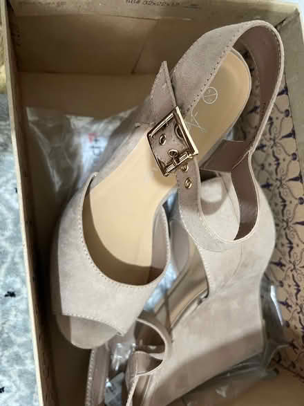 Photo of free Pink velvet shoes (KT1 Kingston upon Thames) #2