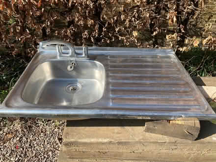 Photo of free Kitchen sink with drainer (Ardington OX12) #1