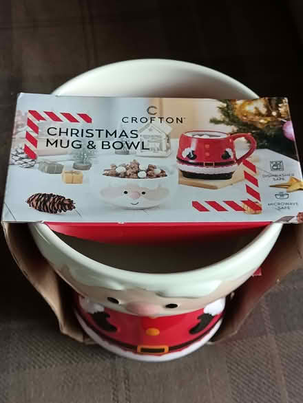 Photo of free Christmas-themed Mug and Bowl Sets and a Musical Biscuit Tin (South Gosforth NE3) #4