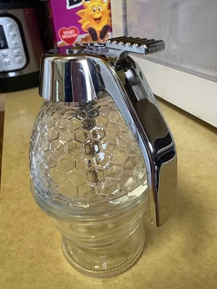 Photo of free Honey dispenser (2200 block of Roosevelt berk) #1