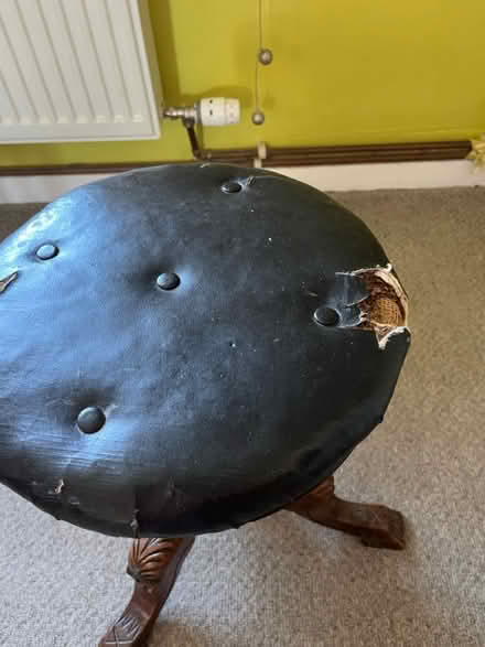 Photo of free Pretty piano stool (Halton) #2