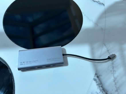 Photo of free USB C hub (Upshire (EN9)) #2
