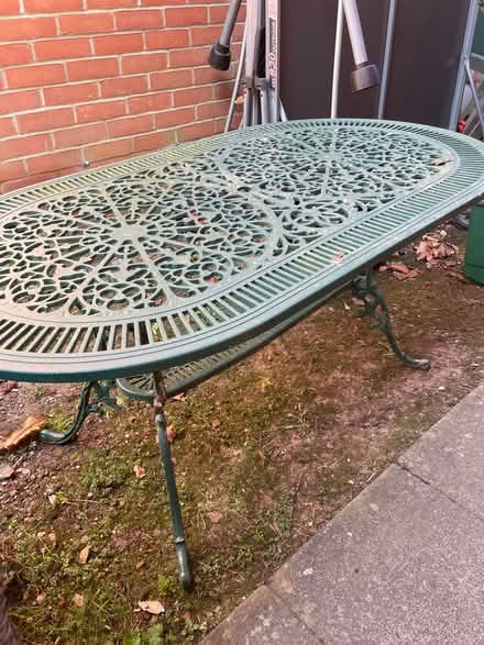 Photo of free Garden table (Cholsey OX10) #3
