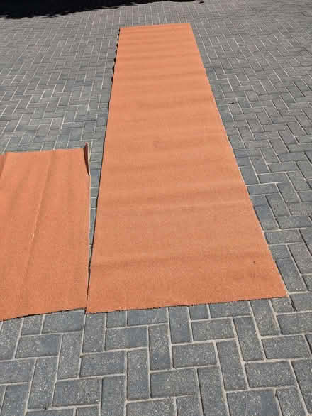 Photo of free Various carpet pieces (Cam GL11) #4