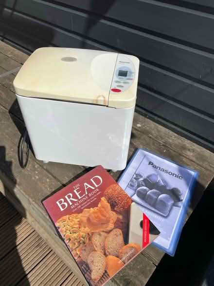 Photo of free Bread maker & book (Staines-upon-Thames TW18) #1