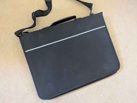 Photo of free A3 size portfolio case with strap (Mosspark, Glasgow G52) #3