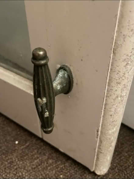 Photo of free Cabinet door with glass panel (Woolwich SE18) #4