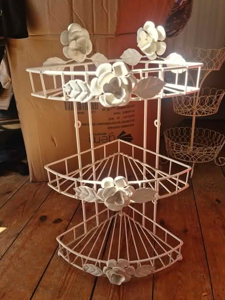 Photo of free Corner tidy for bathroom (Hertford SG13) #1