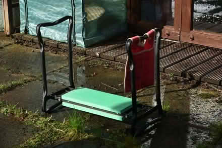 Photo of free Gardener's kneeler / seat (Malvern Link WR14) #1
