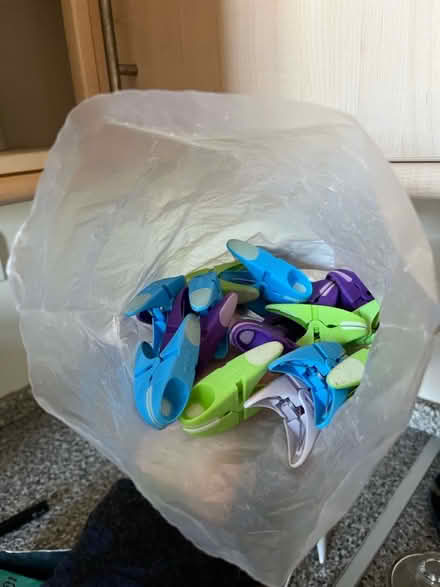Photo of free Clothes pegs x approx 20 (SE11) #1