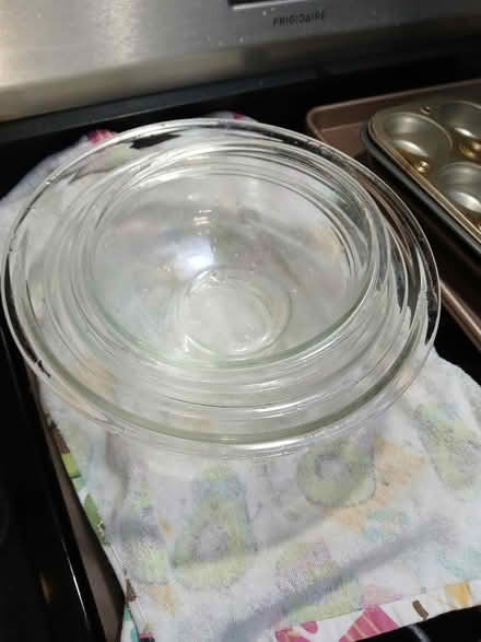 Photo of free 4 piece glass bowl set (Juan Tabo and Central) #1
