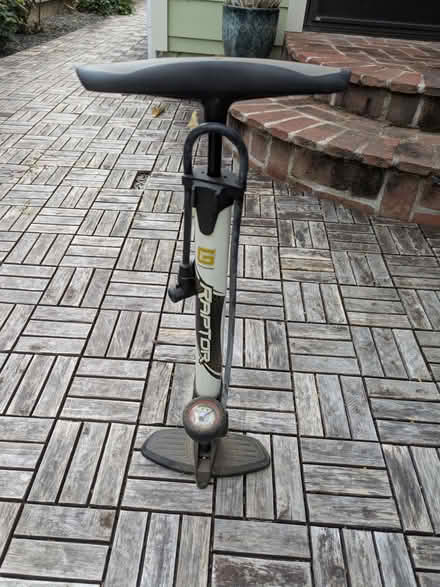 Photo of free Bicycle pump (94040) #1