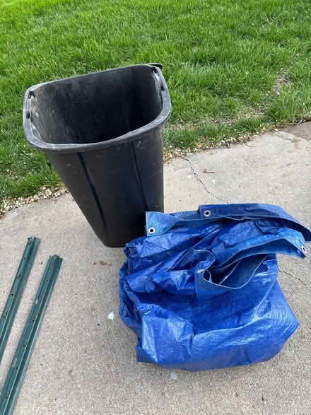 Photo of free Kitchen trash can and tarp (K7 and Johnson Drive Shawnee) #1