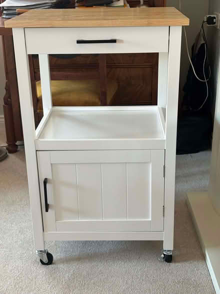 Photo of free Small white storage trolley (Abingdon OX14) #1