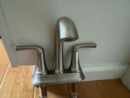 Photo of free Pfister spot-resistant faucet (West Dublin) #2