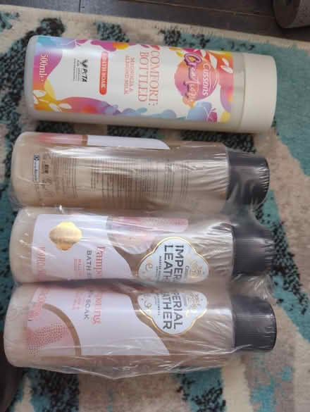 Photo of free Bath soak (unopened) (Chessington KT9) #1