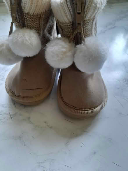 Photo of free Winter boots (B69) #3