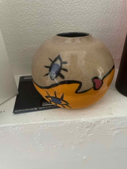 Photo of free Pottery (Selsdon CR2) #2