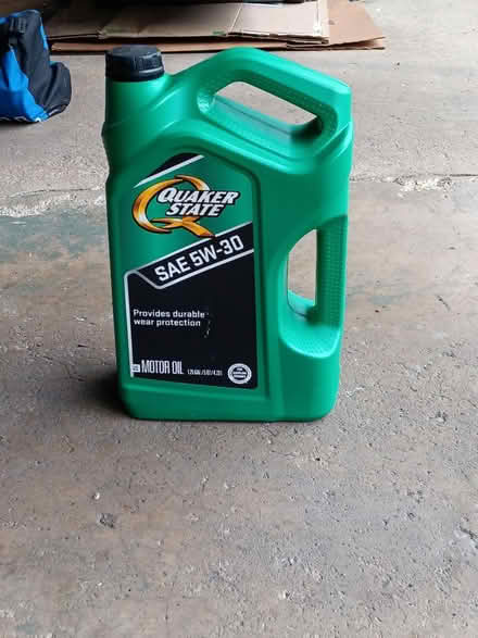 Photo of free 5W-30 oil (Bolingbrook) #1