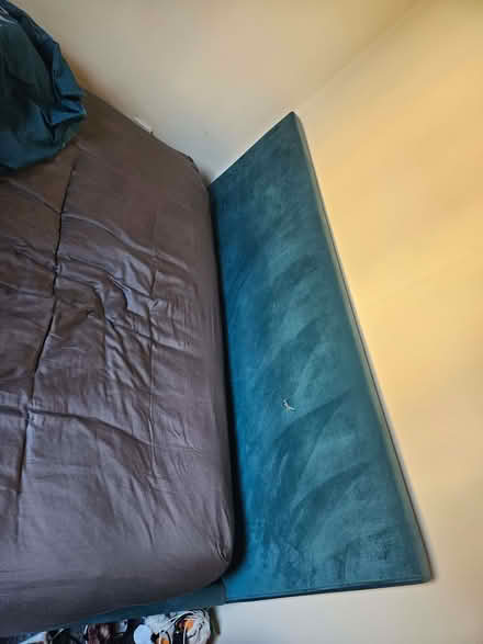 Photo of free Kingsize bedframe, with/out matresss (Sandford-on-Thames OX4) #1