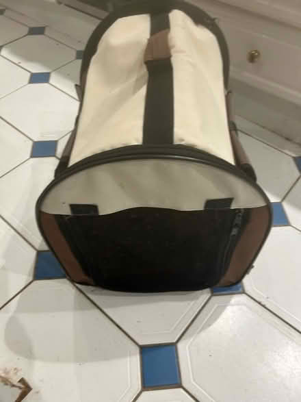 Photo of free Old cat carrier (Peachcroft OX14) #2