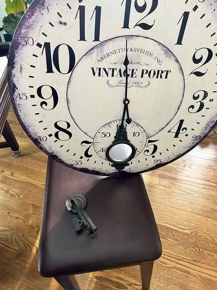 Photo of free Wall clock (milton, derry and scottl) #1