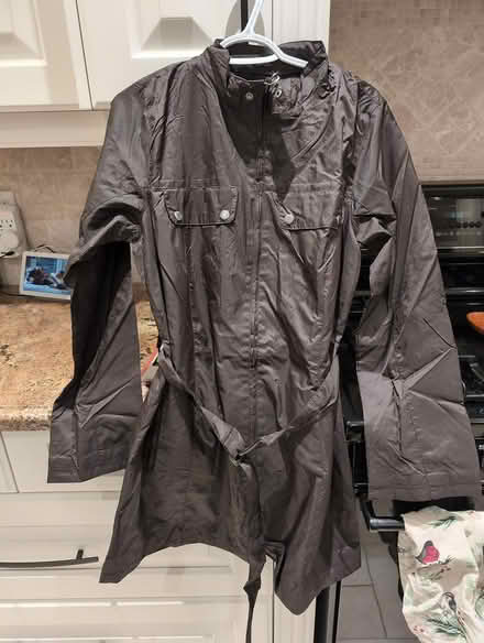 Photo of free Ladies 3/4 Trench (Trafalgar/River Oaks, Oakville) #3