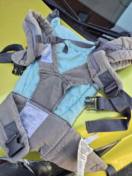 Photo of free Baby carrier (BS32) #4