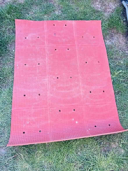 Photo of free Heavy duty rubber Mat Outdoor or indoor (Thornton Heath CR7) #2