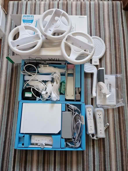 Photo of free Wii console and accessories (Waterlooville PO7) #1