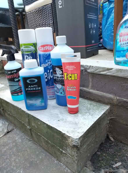 Photo of free Anti freeze/ T-cut / de icer (N5 Highbury) #1