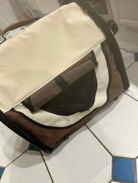 Photo of free Old cat carrier (Peachcroft OX14) #1
