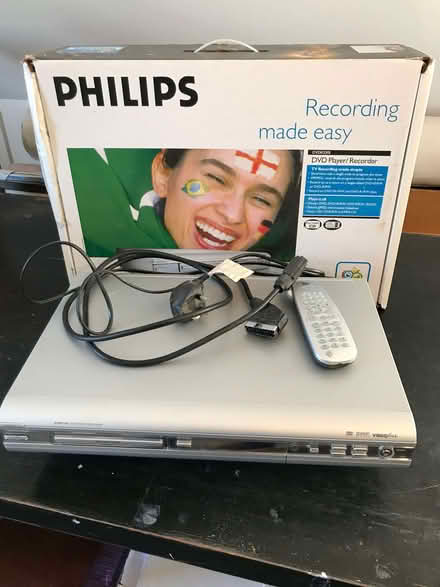Photo of free DVD player/recorder (Lewes BN7) #1