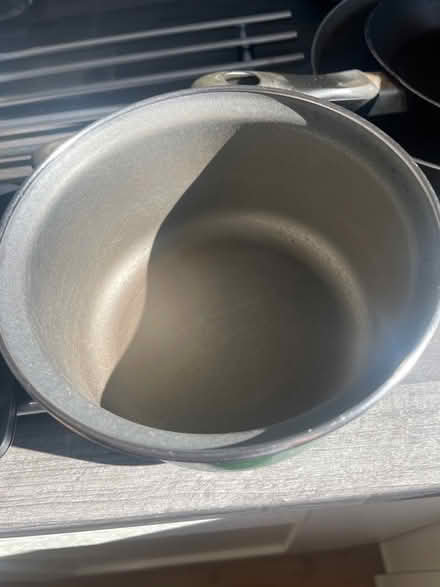 Photo of free Set of pans (CW2 6) #2