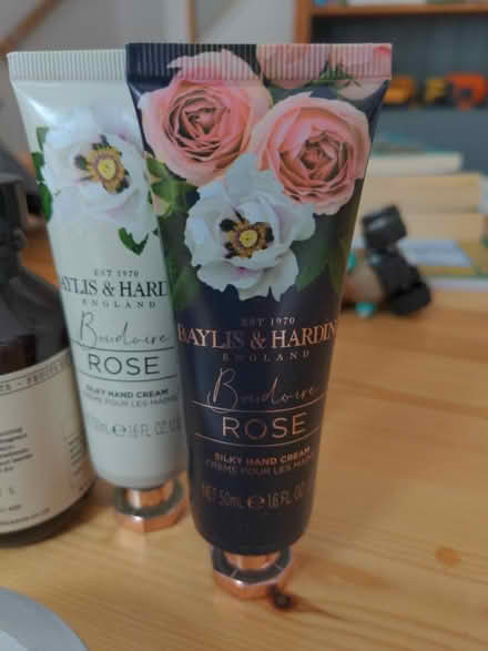 Photo of free Toiletries (Honor oak) #2