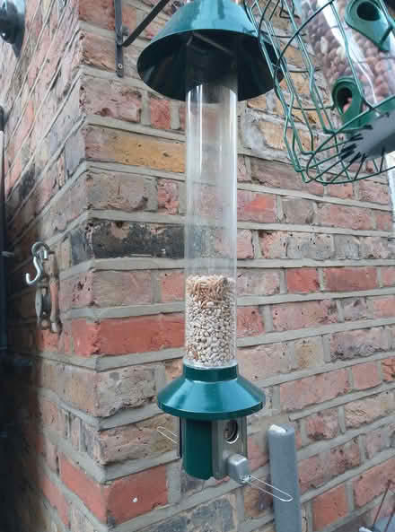 Photo of free Anti squirrel bird feeder (N5 Highbury) #1