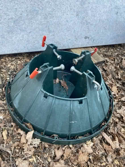 Photo of free Tree stand (AL4, St albans) #1