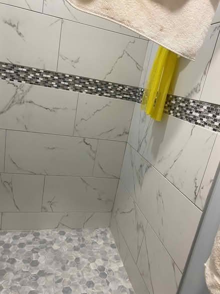 Photo of free Box of Ceramic Floor Tiles (Elmhurst/Maspeth, Queens) #3