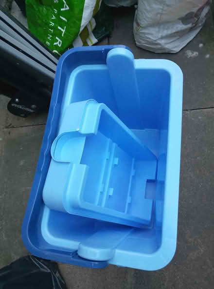 Photo of free Sturdy Cool Box (N5 Highbury) #1