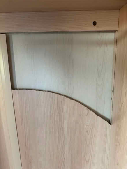 Photo of free Wardrobe with glass doors (LS8 1LW) #4