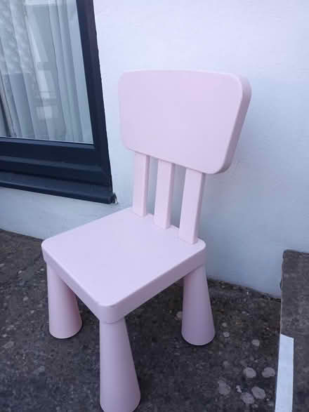 Photo of free Toddlers plastic chair (Dinas Powys CF64) #1