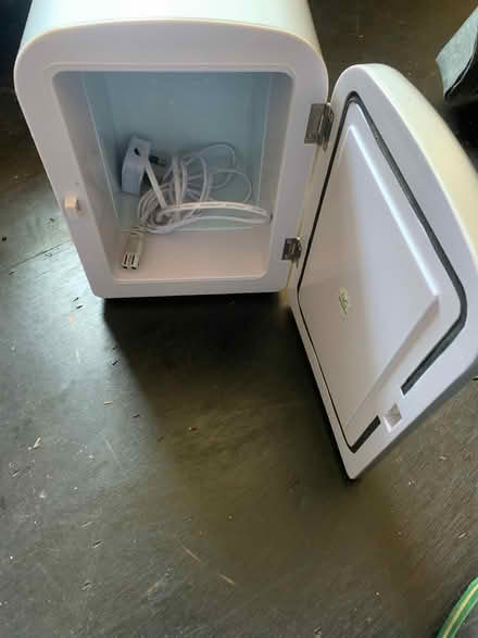 Photo of free Mini fridge (Fairfield Park) #1