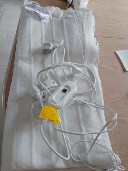 Photo of free Double electric blanket (Temple Cowley OX4) #1