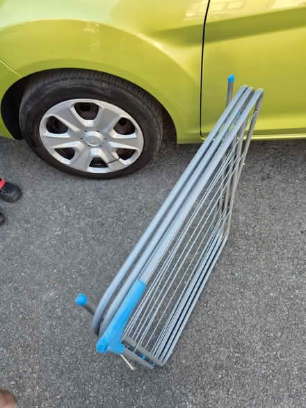 Photo of free Cloth drying hanger (BS32) #2