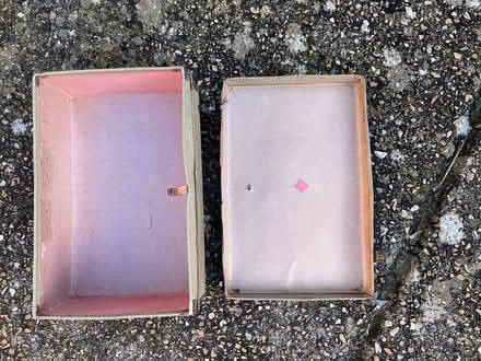 Photo of free Suitcase (L 1940s/1950s?) (Houndean Bottom BN7) #2