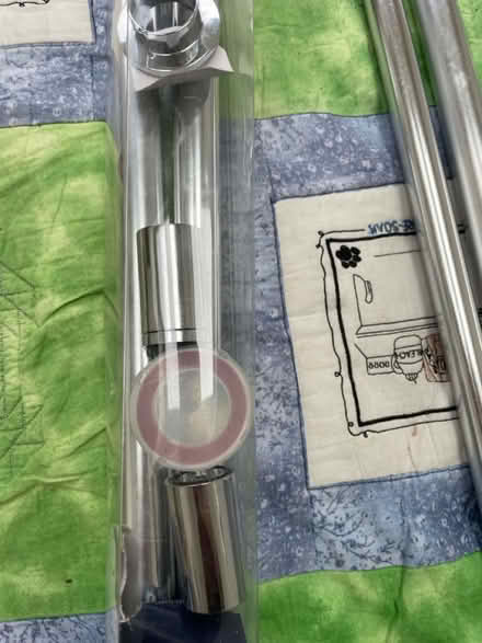 Photo of free Telescopic curtain rod (OX4 3) #2