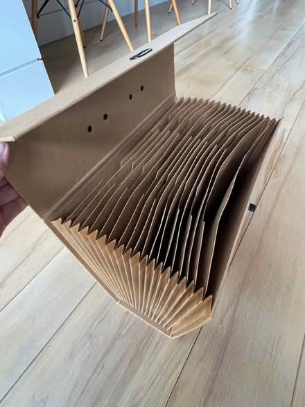 Photo of free A4 concertina file (West Common AL5) #2