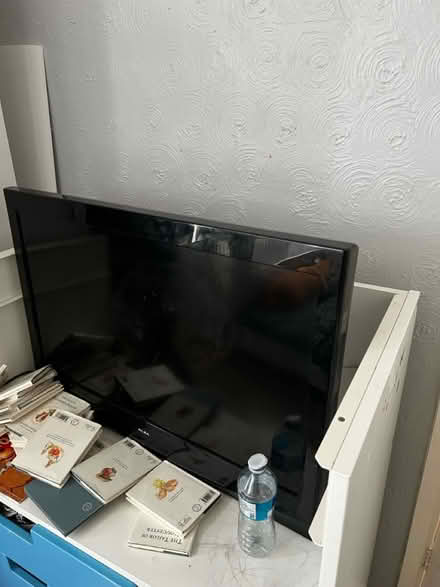 Photo of free 32” Tv (Pelsall, WS3) #1