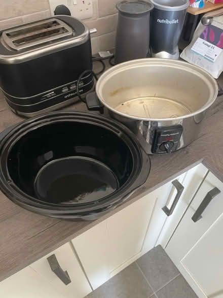 Photo of free Slow Cooker (EH7) #3