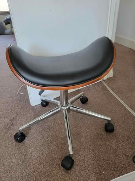 Photo of free Curved stool on casters (West End LA4) #1